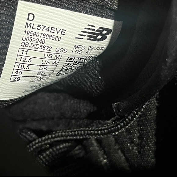 New Balance Men’s Sneakers 574 Black Size 11 US - Picture 14 of 15